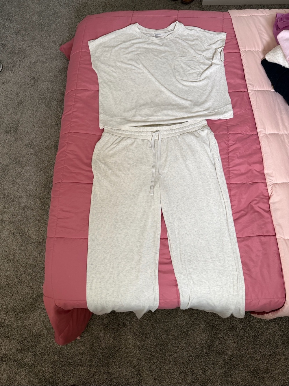 Gap Body Two Piece Pajama / Lounge set (2 piece set)